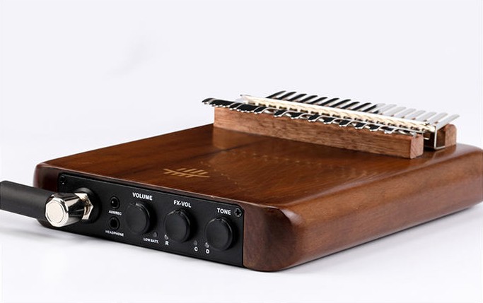 Kalimba Elettrica A-17 in Noce - Musical Instrument Drum recensione e prezzo